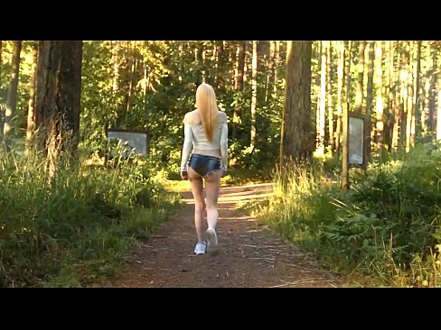 ❤️ Moaie frou beweecht stadich, net neaken video ❤️ Anale fideo op fy.pornjimbo.ru ☑